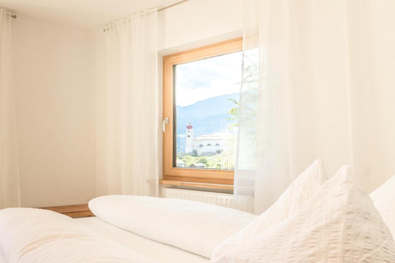 Apartment La Brunella Лайон Екстериор снимка