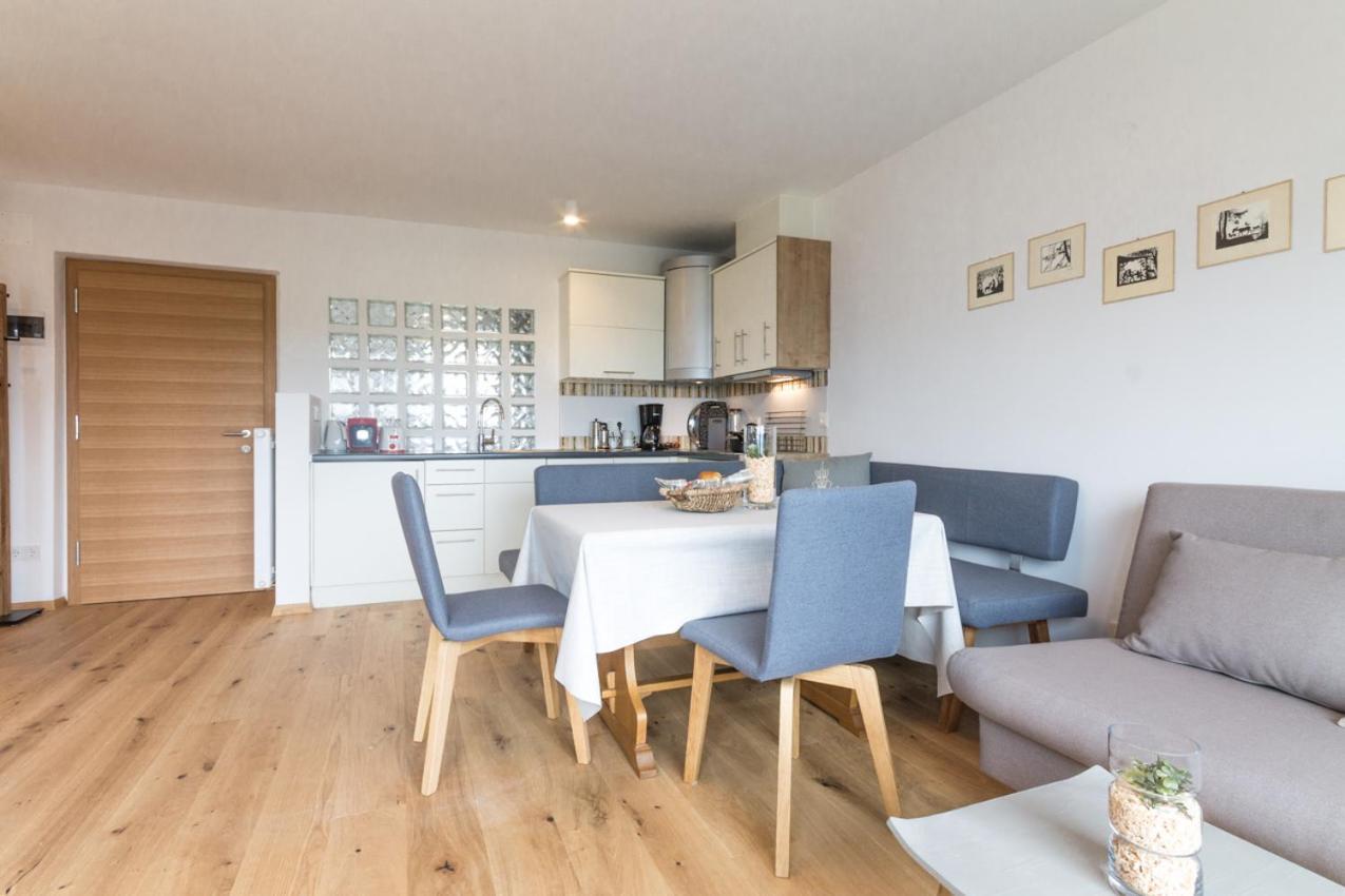 Apartment La Brunella Лайон Екстериор снимка